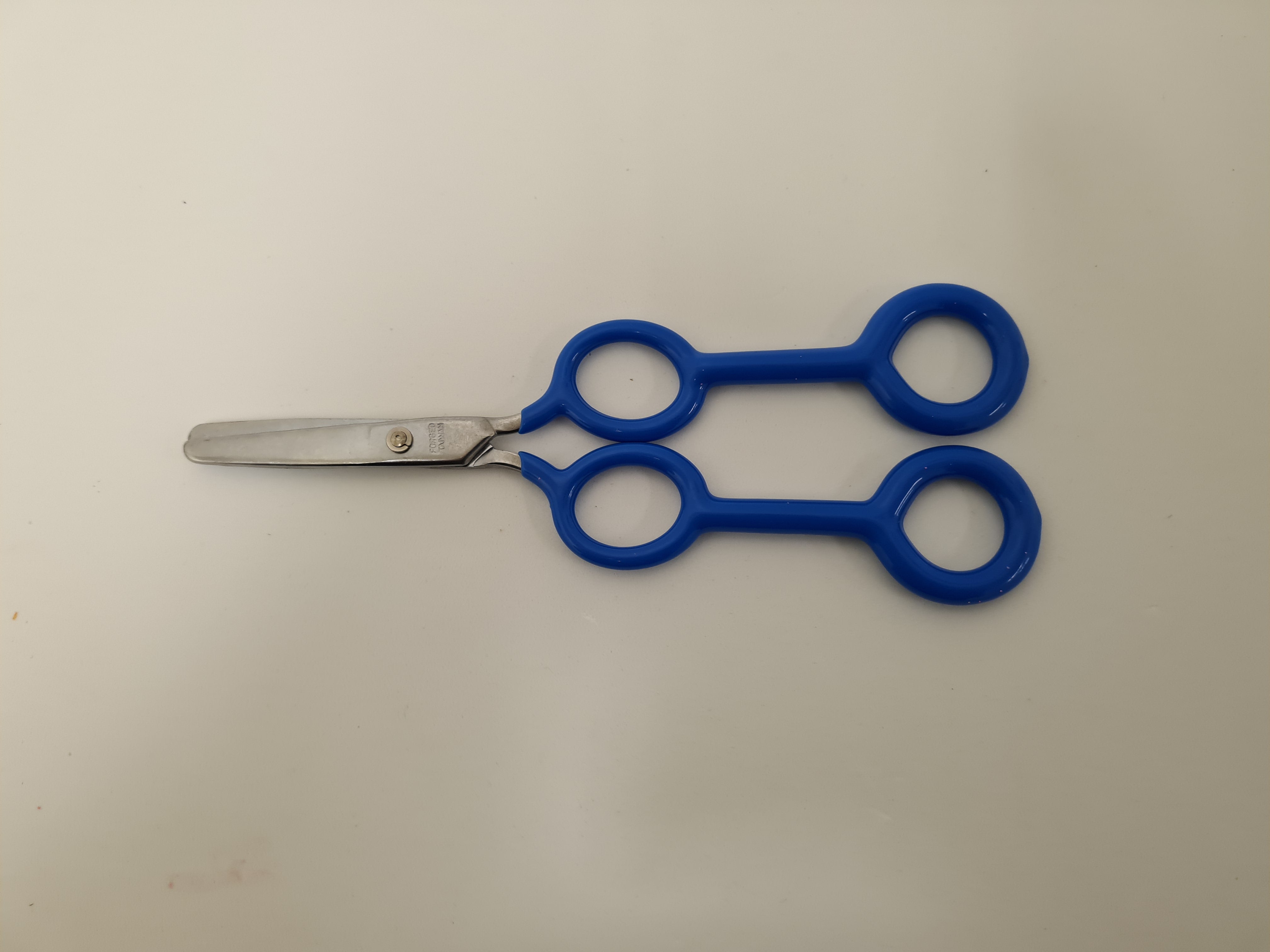 Two Hand Control Scissors Dual Control Scissors – South Coast Sensory Store