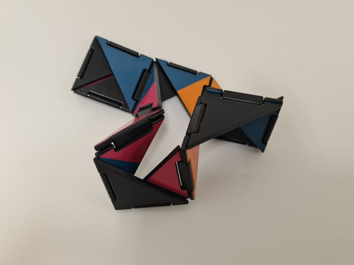 Ivan’s Hinge